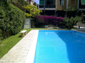 affascinante bilocale con piscina Bordighera